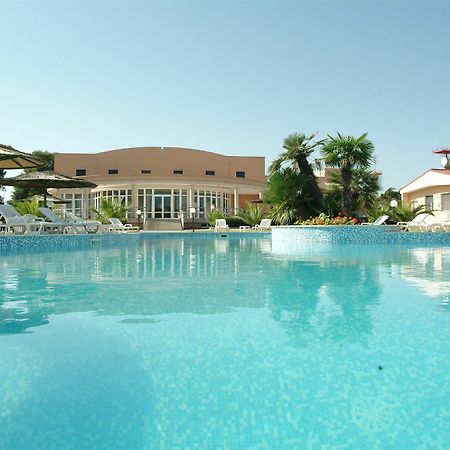 Hotel Minerva Brindisi Kültér fotó