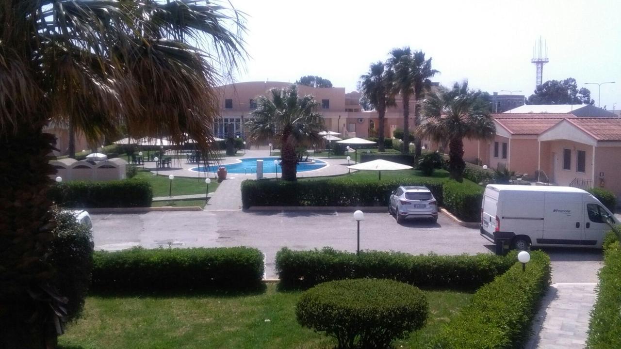 Hotel Minerva Brindisi Kültér fotó