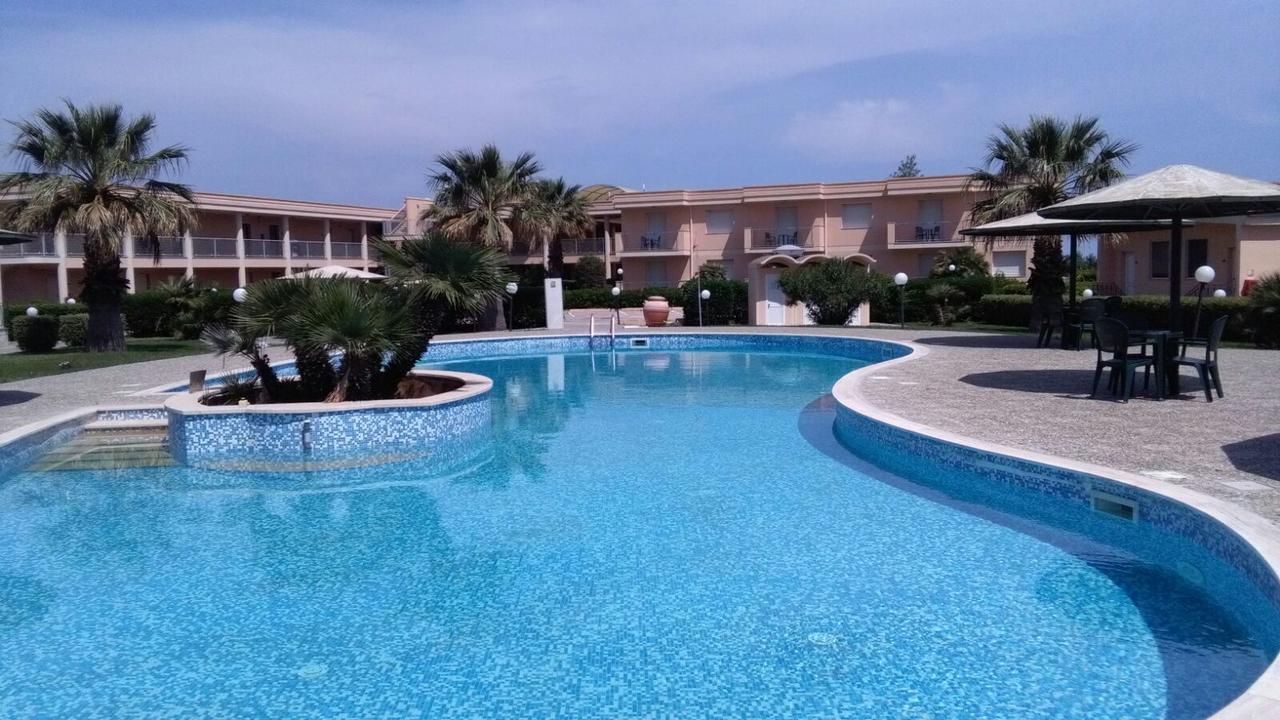 Hotel Minerva Brindisi Kültér fotó