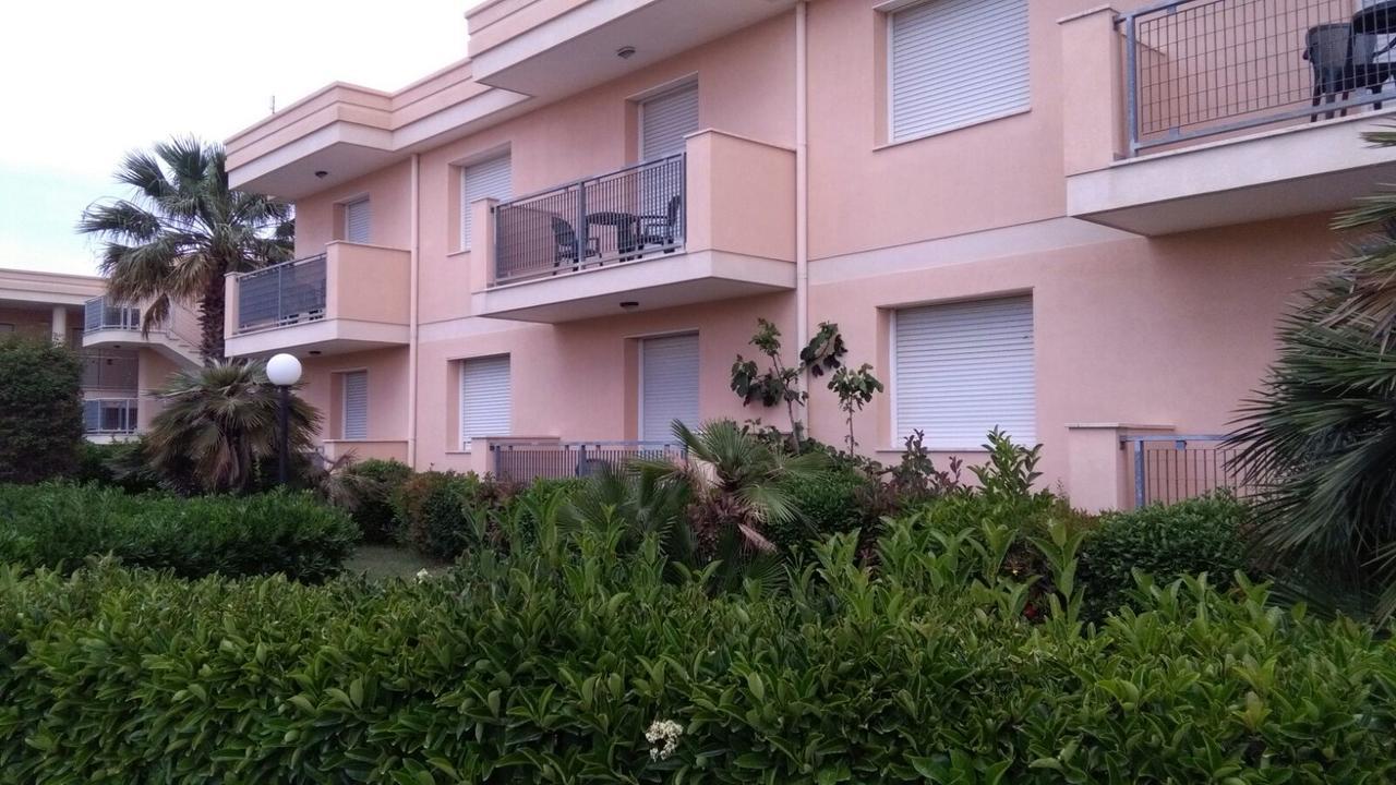Hotel Minerva Brindisi Kültér fotó