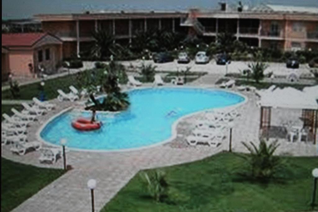 Hotel Minerva Brindisi Kültér fotó