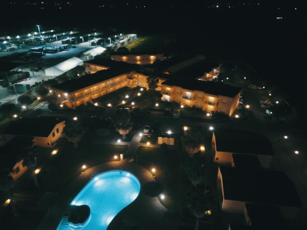 Hotel Minerva Brindisi Kültér fotó